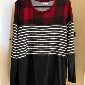 🌟Maurices🌟 Red and Black Plaid Striped Top size XL